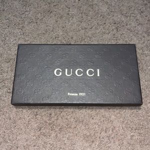 I am selling this hat I bought it but never decided to wear it is brand new